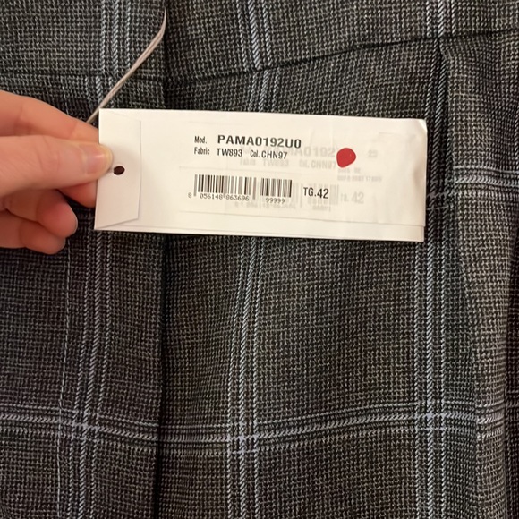 Brand new Marni wide leg pants. 100% wool. Grey. Size IT 42 = US 6 - Picture 3 of 12